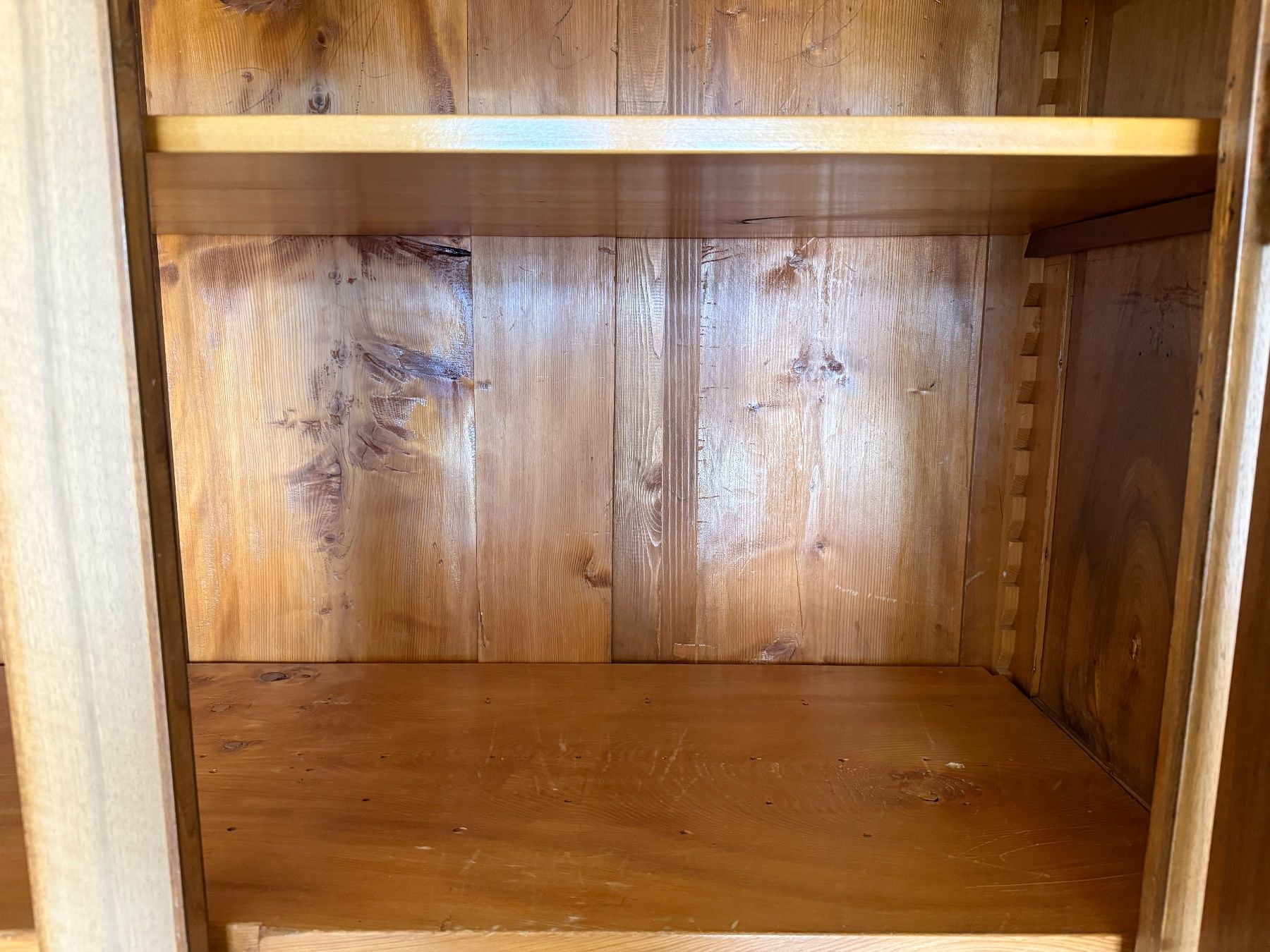 Armadi: Hallenschrank / Schrank Antik – Usato da Schlieren venduto da Imoda 3