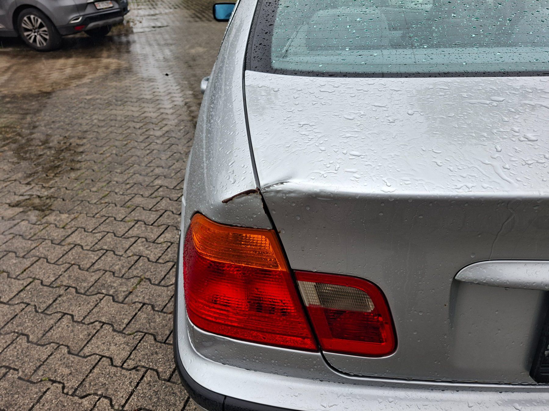 BMW Automobili: BMW 320i Automatique – Usato da Bernex venduto da Wannabehasbeen01 4