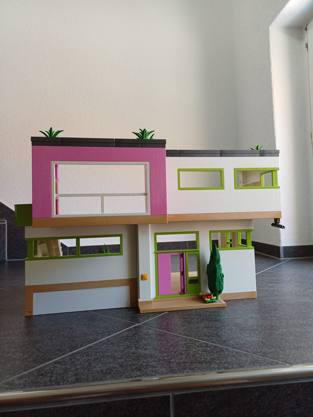Playmobil Giocattoli: Playmobil moderne Luxusvilla mit Pool – Usato da Rothrist venduto da babs_1981 1