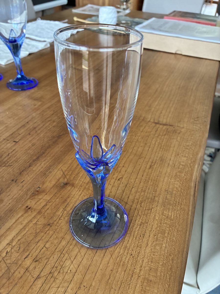 Bicchieri: Sekt- und Weingläser – Usato da Wetzikon ZH venduto da chris7pat 1