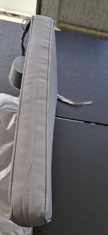 Chaises: Sitzissen Grau  – D'occasion à Oftringen par AAAA444