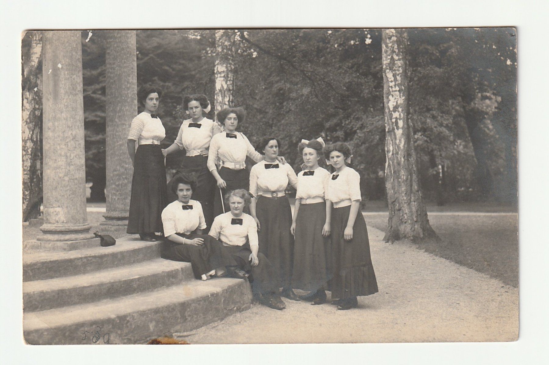 Foto & Immagini: Ansichtskarte Damen Gruppen, Schweiz – Usato da St. Gallen venduto da Ricardo_Deals