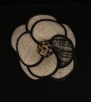 Edle Fashion Textil Brosche
