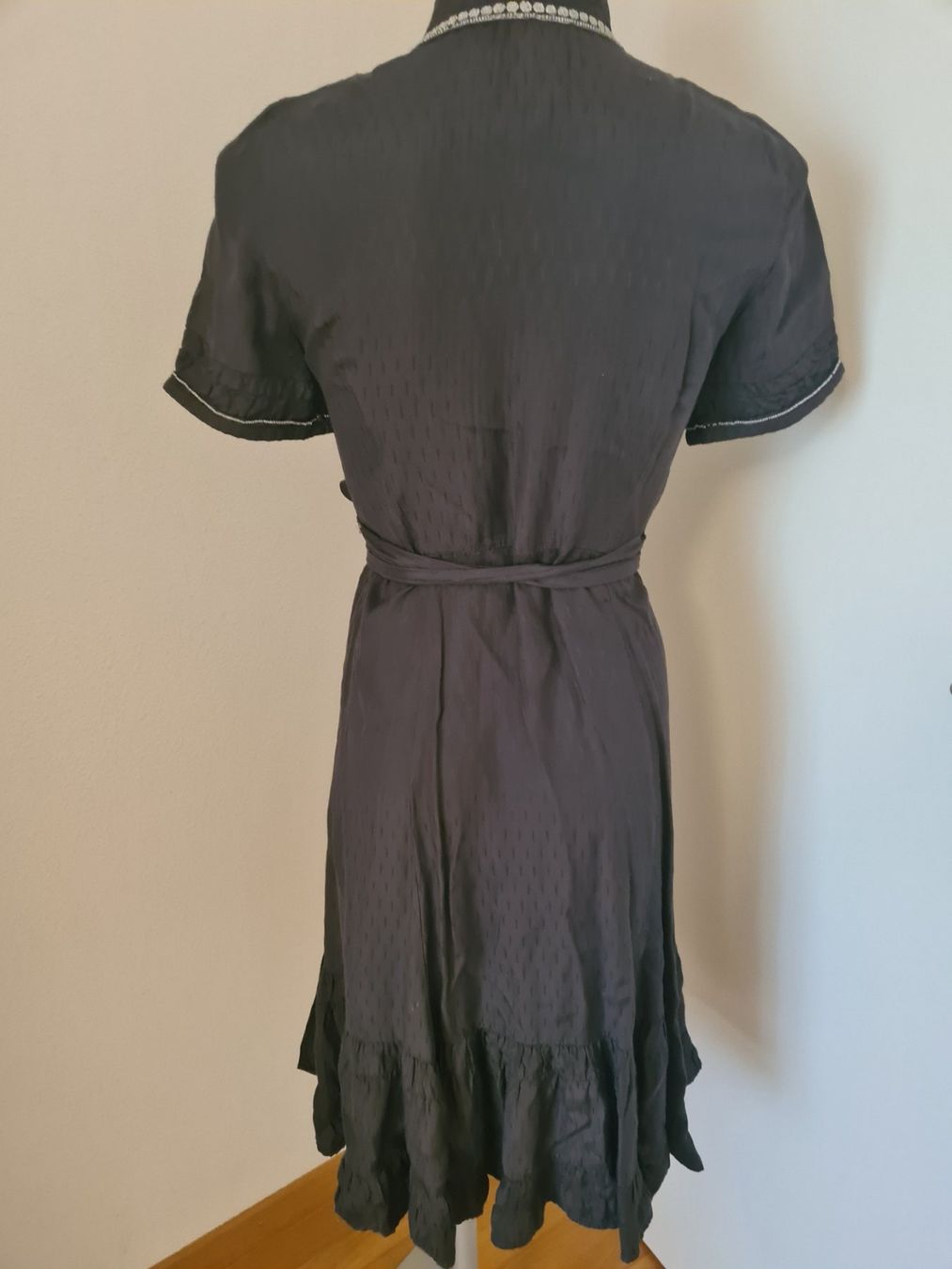 Vestiti: Noa Noa Kleid – Usato da Luzern venduto da asmele2 4