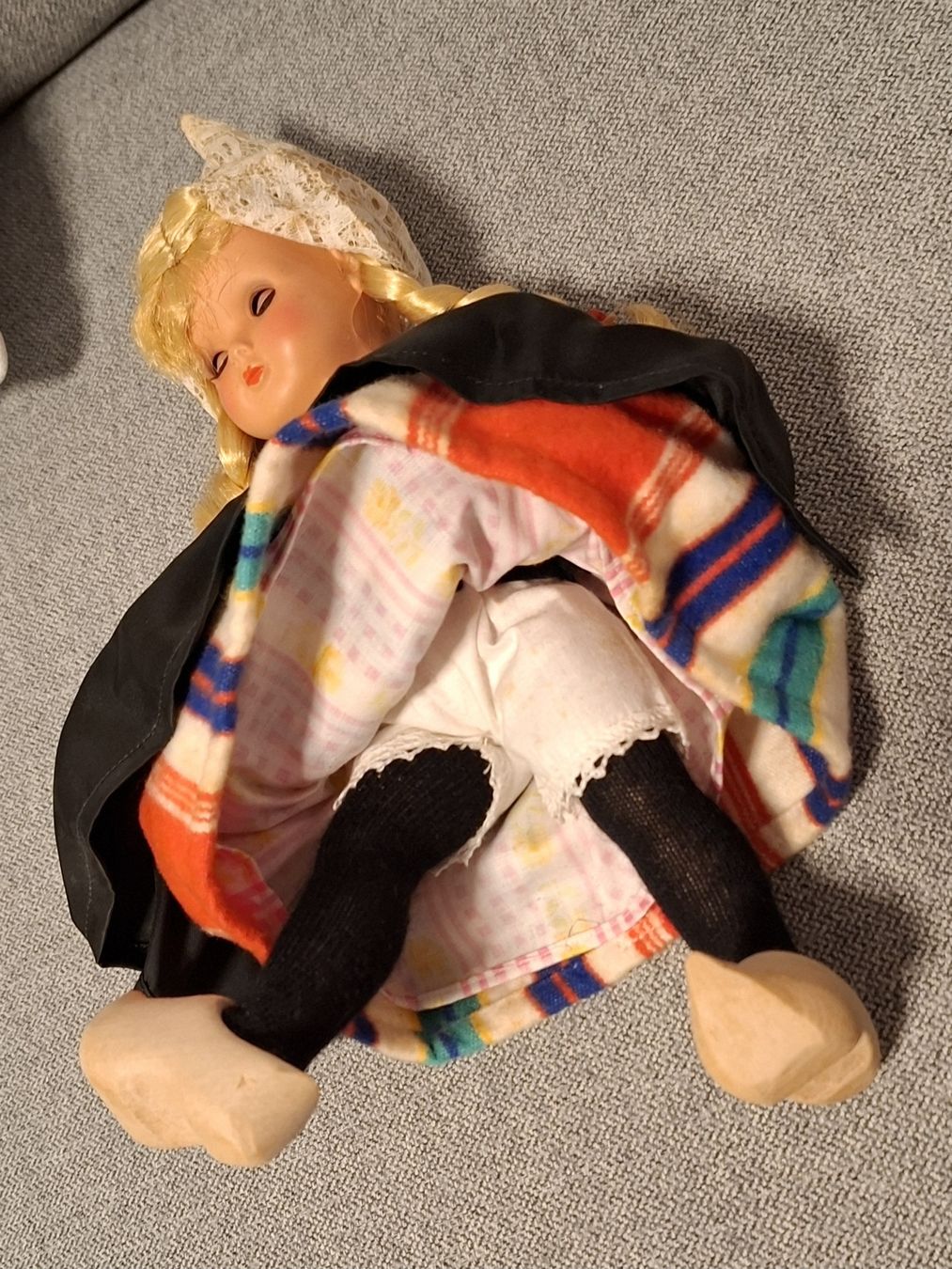 Bambole: 1940s Antique Dovina doll, in original packaging – Nuovo (secondo la descrizione) da Frauenfeld venduto da M_hk5l 4
