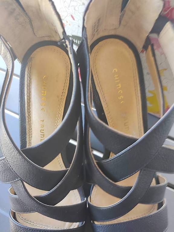 Damenschuhe: Sandales compensées Chinese Laundry noires taille 37 – Gebraucht aus Genève von Brachiopode 3