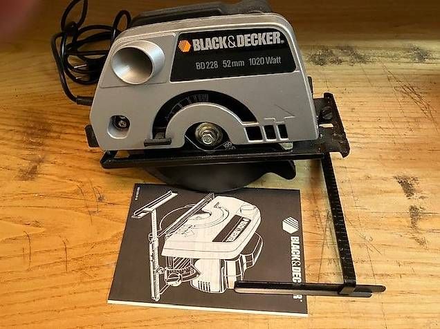 Tutte le macchine: Kreissäge Black & Decker BD 228 – Usato da Wettingen venduto da hmu_7f8h