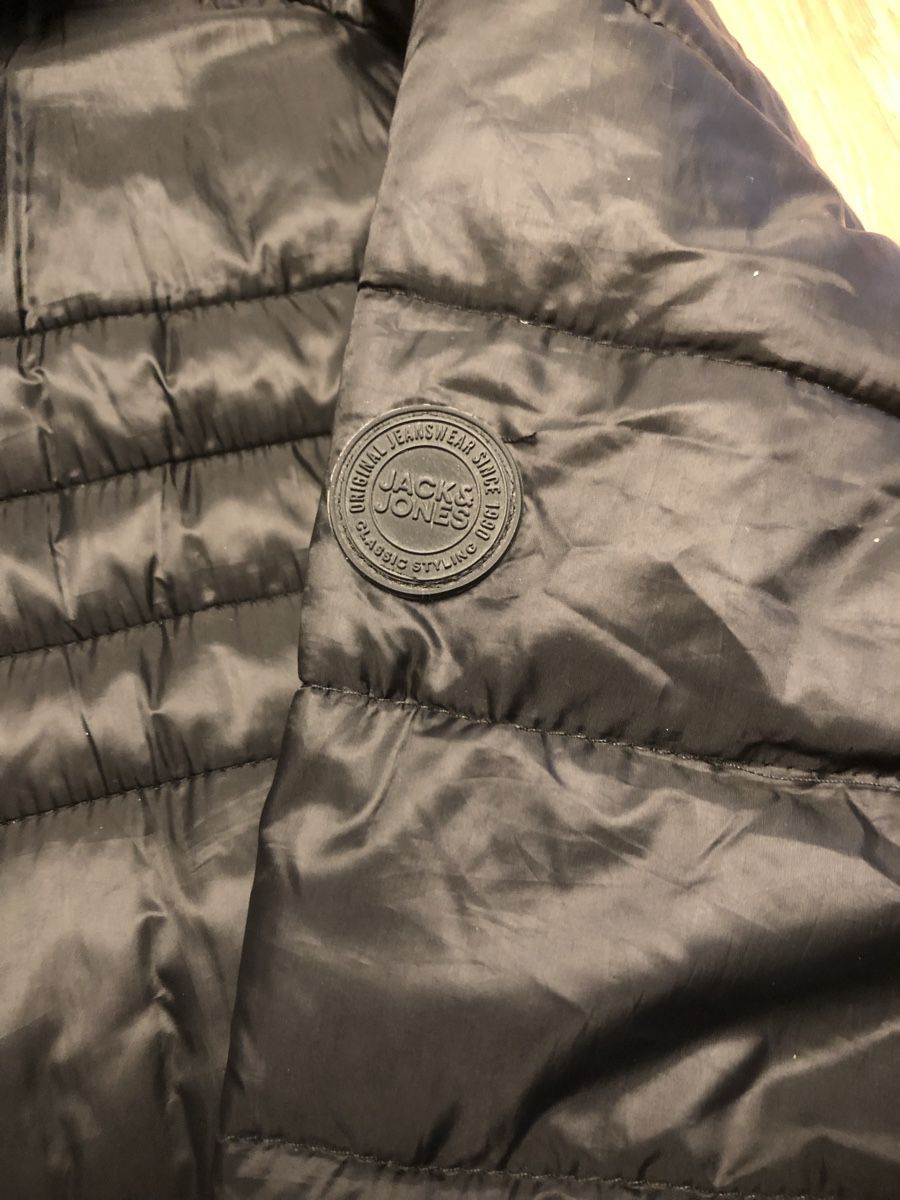 Jack & Jones Giacche: Anorak Jack & Jones Fit – Difettoso da Wiesendangen venduto da fed_jsw7 1