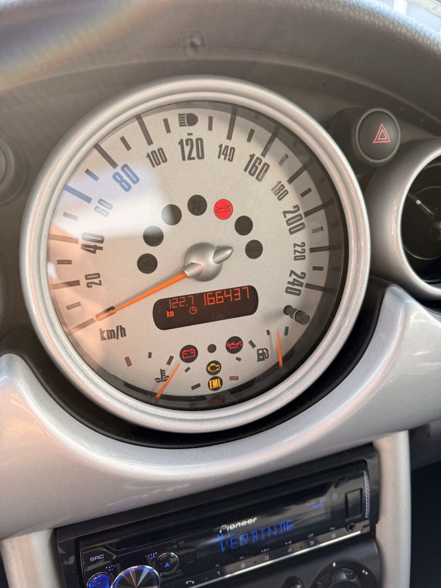 Mini Autos: Mini Cooper blu 2001 166437 km – D'occasion à St. Moritz par fgu_z8vn 2