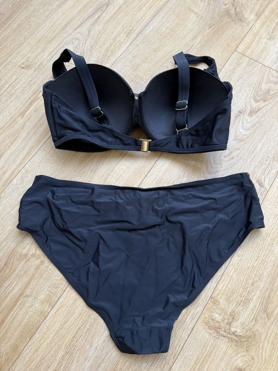 Costumi da bagno & Bikini: Bikini Set Grösse XL – Nuovo (secondo la descrizione) da Schübelbach venduto da Sambodscha 1