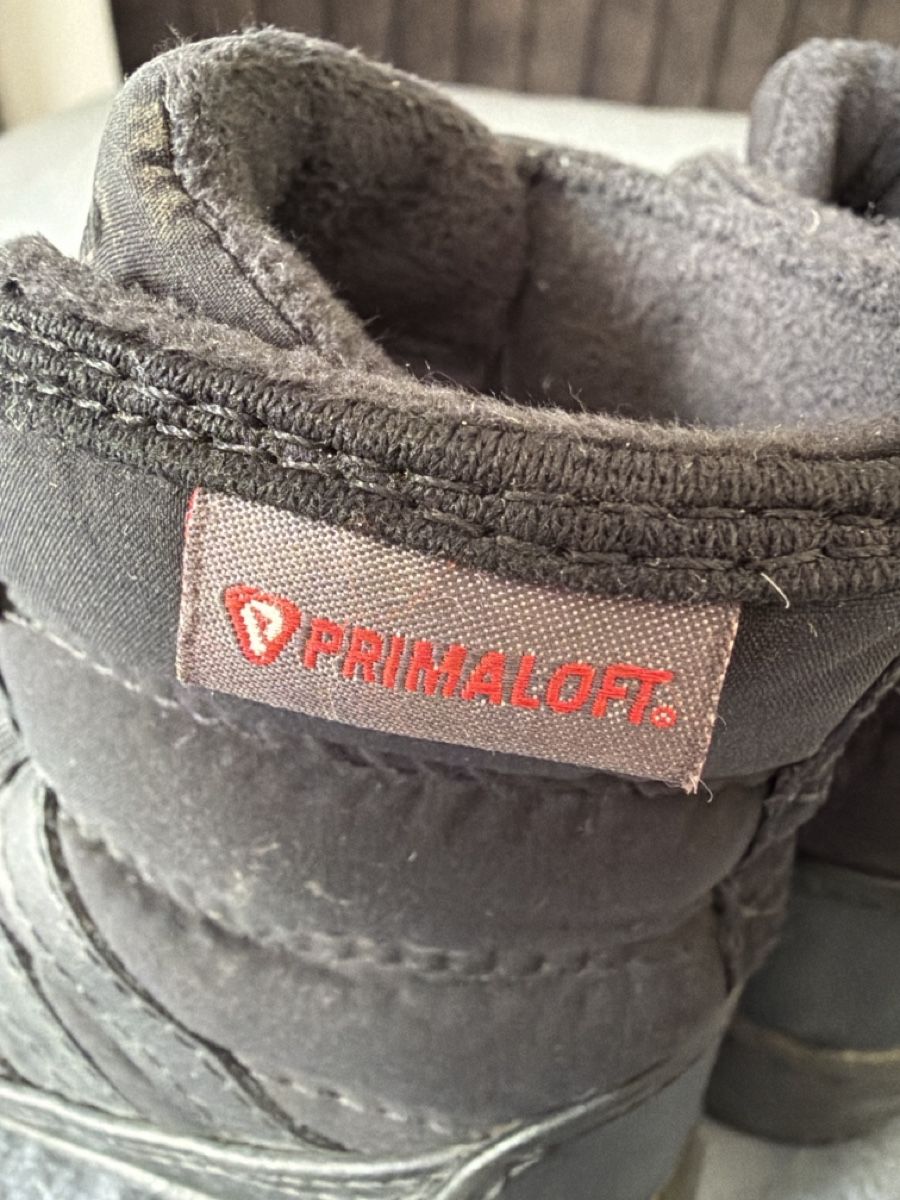 Adidas Scarpe per ragazzi: Adidas Winterstiefel Kinder Grösse 22 – Usato da Laufen venduto da le-noumi 1