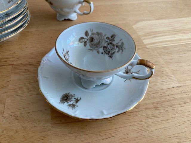 Set di piatti: Edelstein Bavaria 6-teiliges Teeservice mit Zuckerdose – Usato da Affoltern am Albis venduto da rollotomasi 3