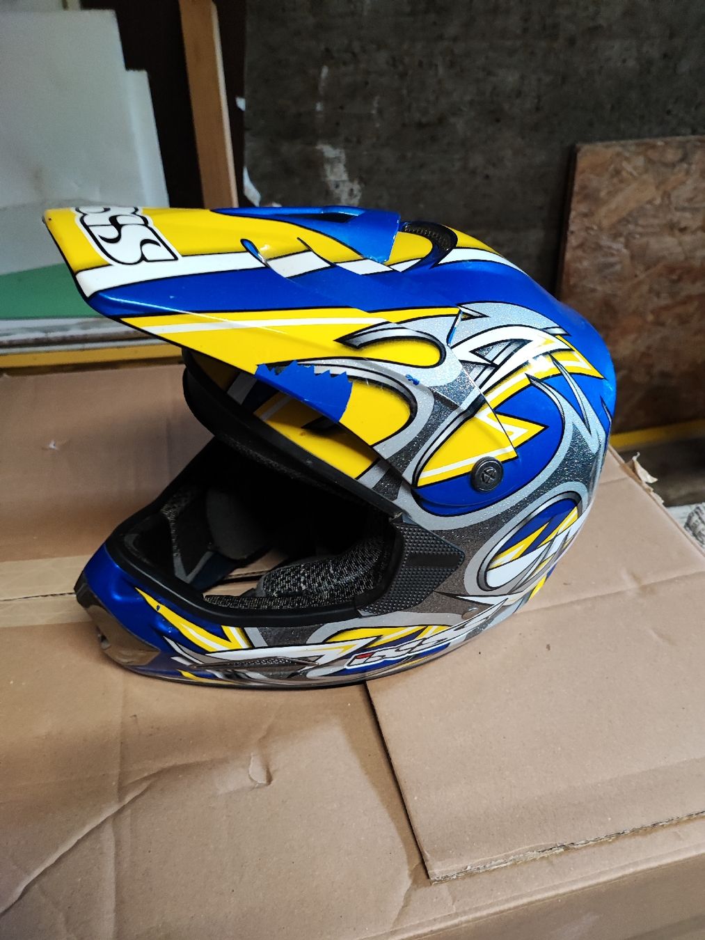 IXS Caschi & visiere: Motocross Helm – Usato da Benken SG venduto da Santoc1 1