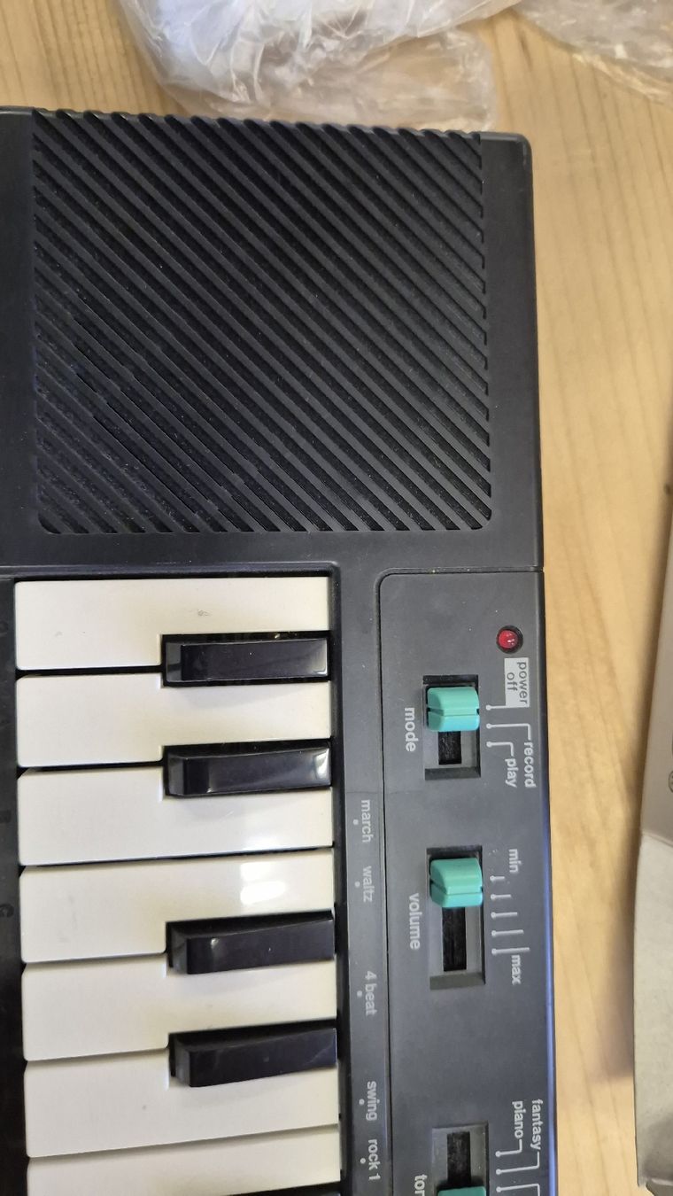 Casio Musikinstrumente: Keyboard Casio PT-10 mit Originalverpackung – Gebraucht aus Bern von rueetschit 2