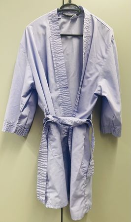 Bademantel helllila, Grösse M/L, aus Baumwolle
