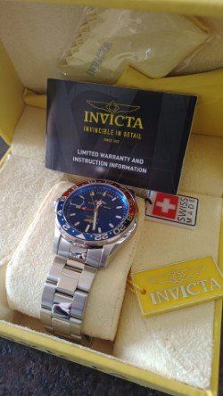 Invicta Orologi: Invicta Pro Diver 25820 - Swiss Made - GMT "Pepsi" – Nuovo e nell'imballaggio originale da essertines sur rolle venduto da steph038