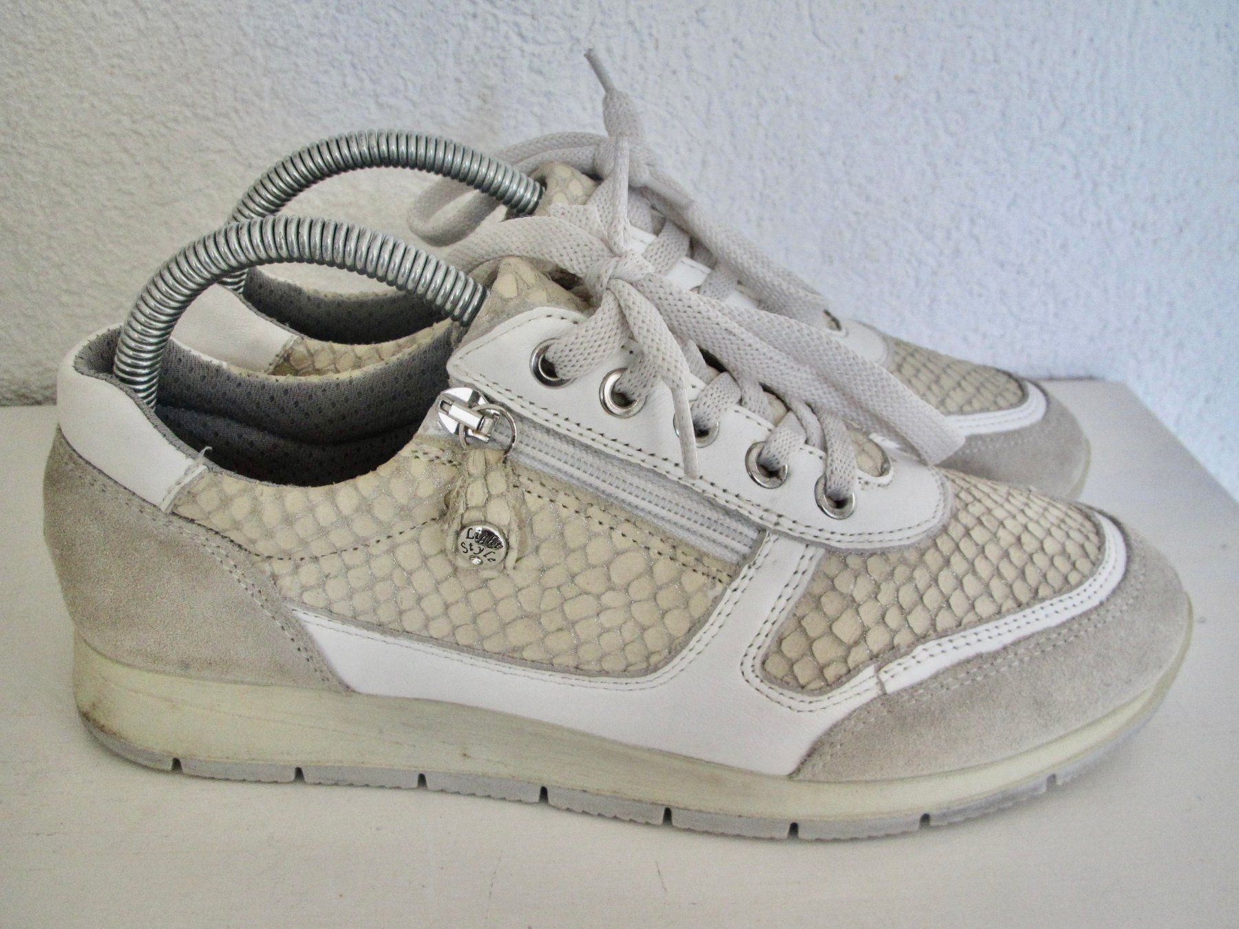 Damenschuhe: SOULIERS MAC CUIR BEIGE – Gebraucht aus Murten von Selliot