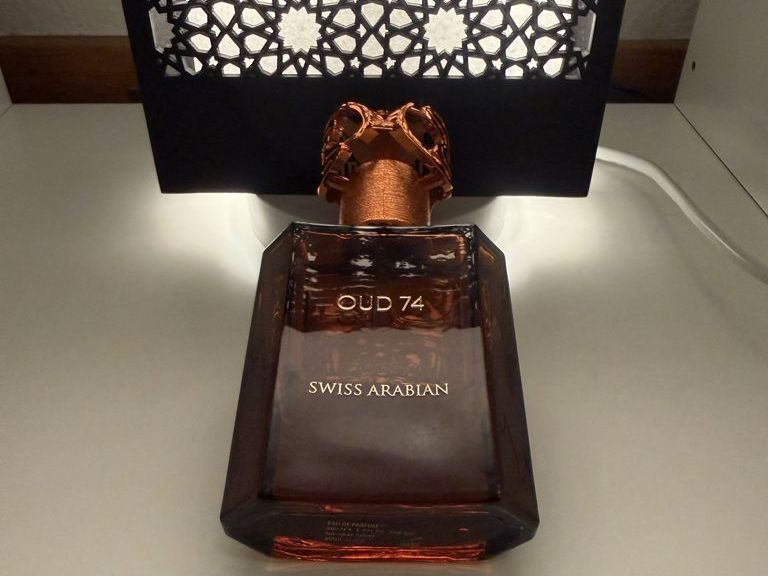 Swiss Arabian Parfum & Eau de Toilette: Swiss Arabian Oud 74 décant 2 ml – Neu (gemäss Beschreibung) aus Meyrin von Al_Andulsi