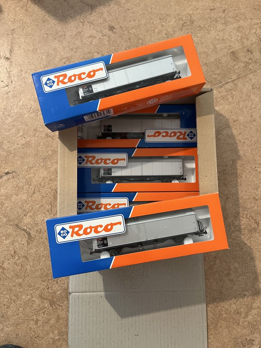 Roco Modellini di ferrovie: Roco  SBB Hbils-vy Set mit 5 Wagen – Usato da Oftringen venduto da PhilBraMan