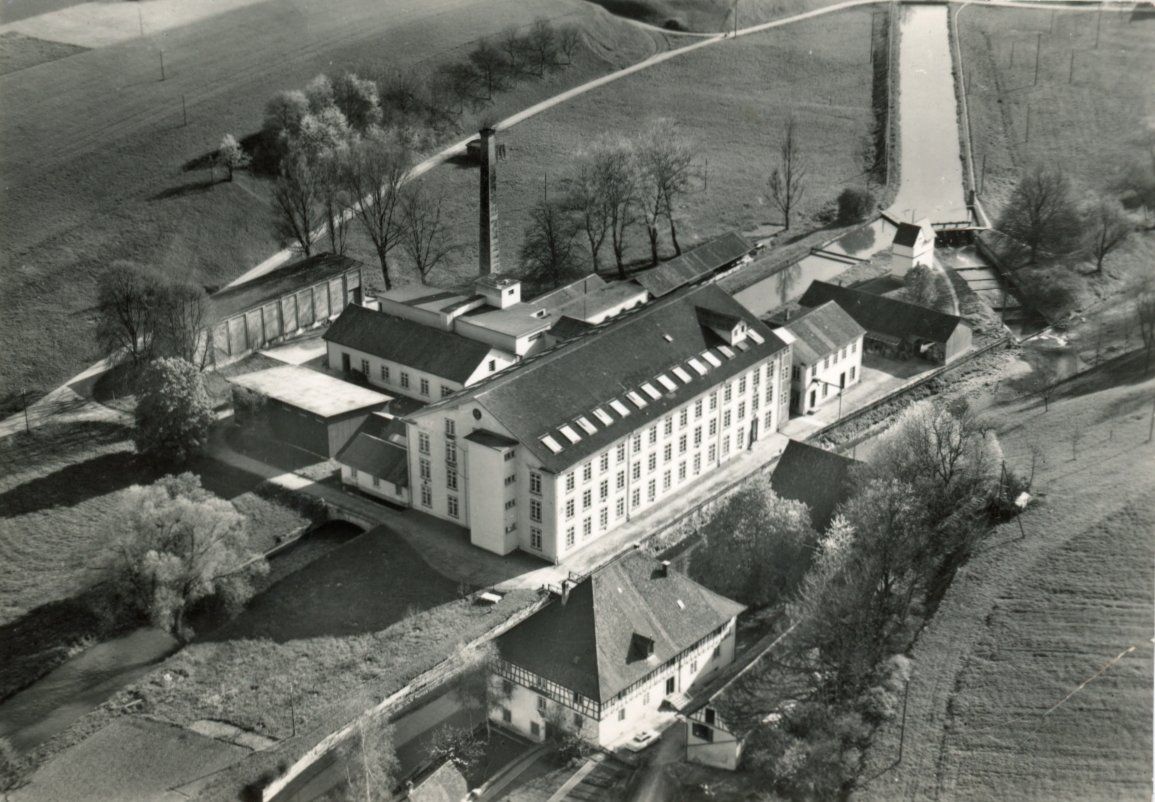 Cartoline postali: Bülach   ZH   -   BLUMER SÖHNE & Cie., SPINNEREI – Usato da Brig venduto da Valcards54