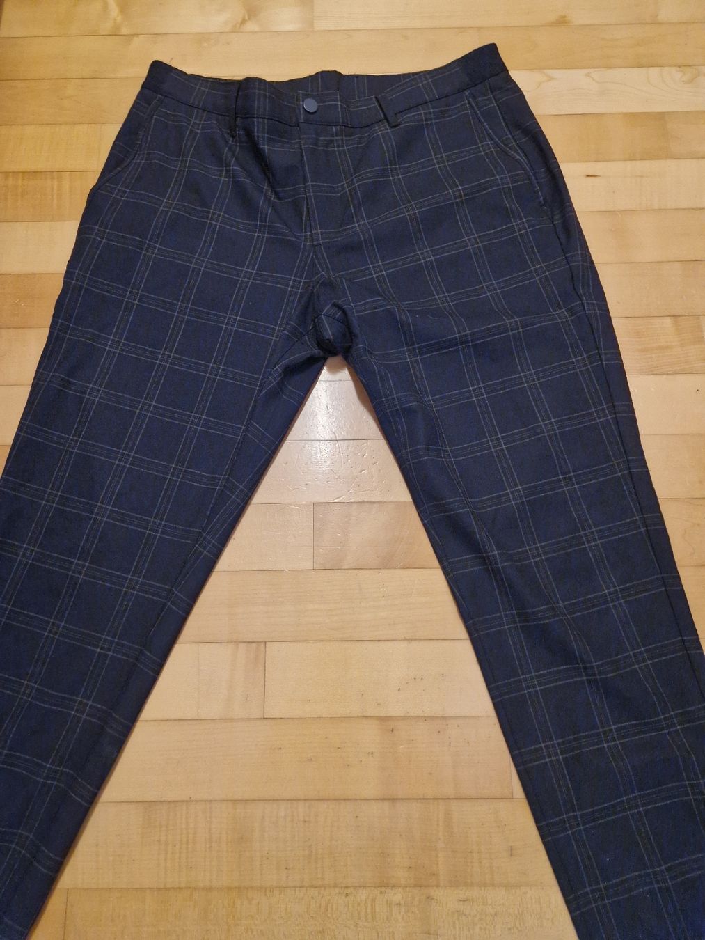 Zara Pantaloni: Männer Zara Stoffhose XL – Nuovo (secondo la descrizione) da Zürich venduto da Salesmaker