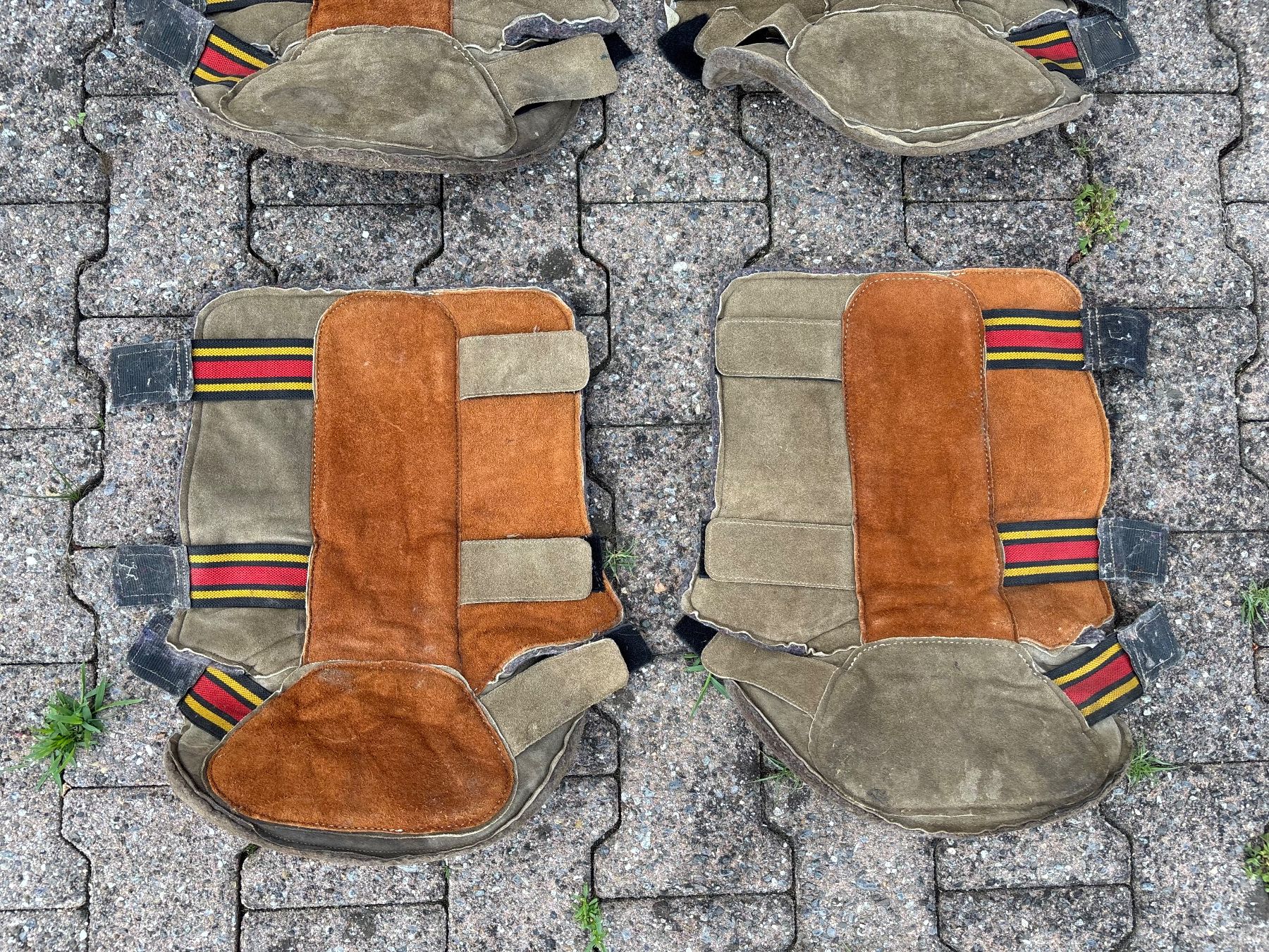 Jambières & Bandages: 4 schöne Transportgamaschen – D'occasion à Feldbach par Fea1 5