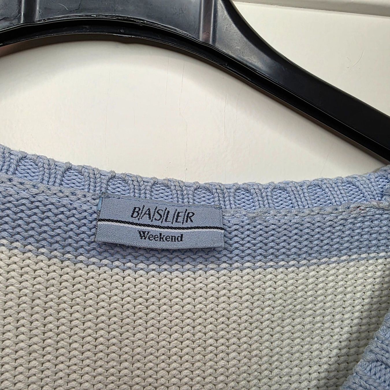 Basler Maglioni & Felpe: Blau-weisser BASLER -Pullover, gestreift Grösse 46/48 – Usato da Wald ZH venduto da CapLux 8