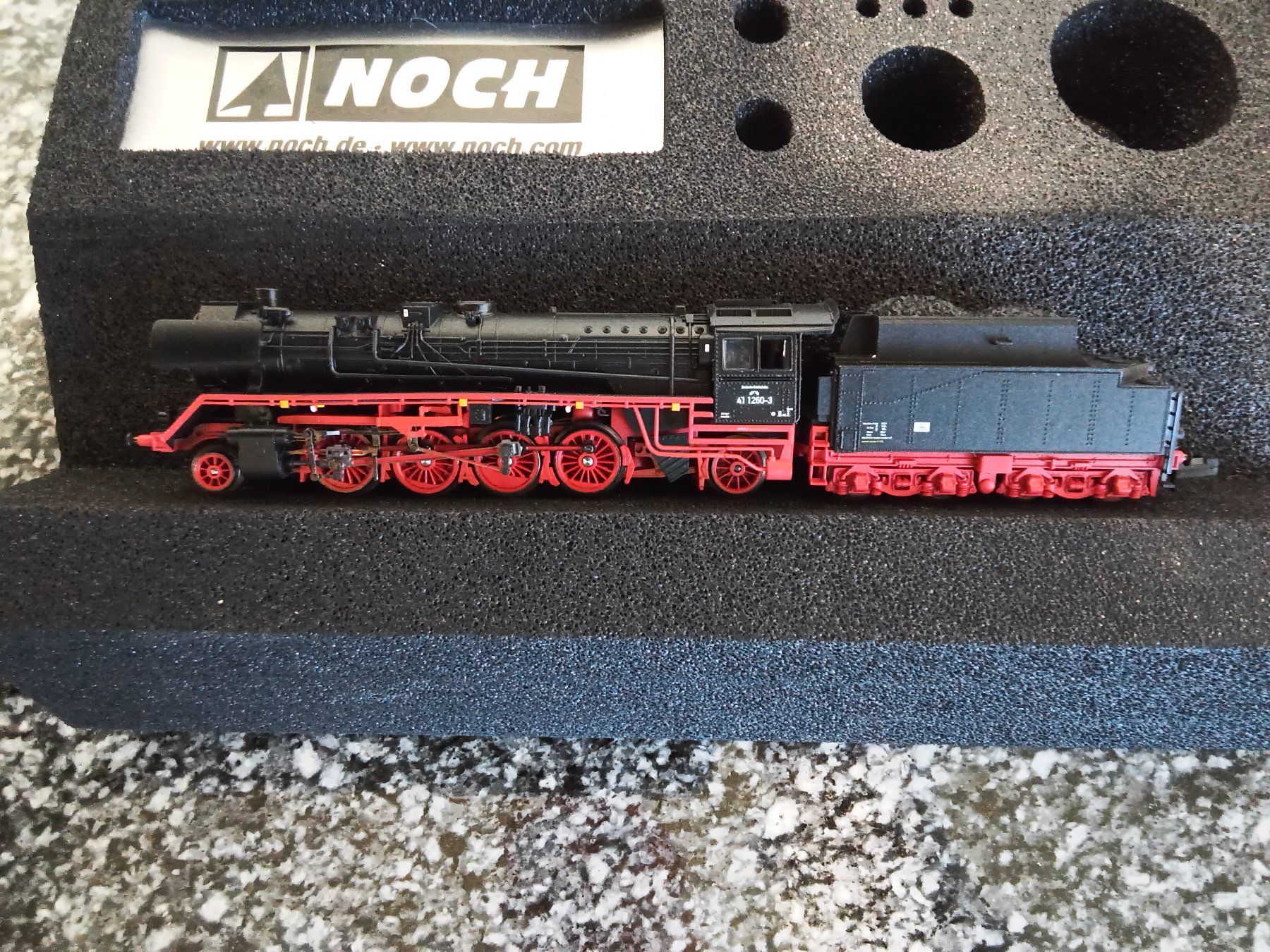 Trix Modellini di ferrovie: Minitrix Schlepptenderlokomitive BR41 / Art.Nr. 16413 – Nuovo (secondo la descrizione) da Küsnacht ZH venduto da UrBaRo 4