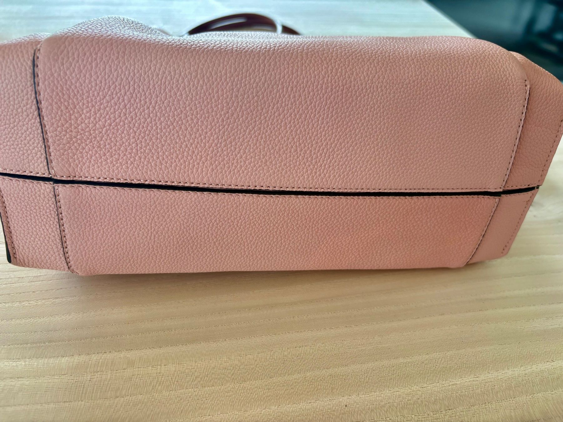 Loewe Taschen für Damen: Loewe Flamenco Tote Bag – Gebraucht aus Bottmingen von Vela3 1