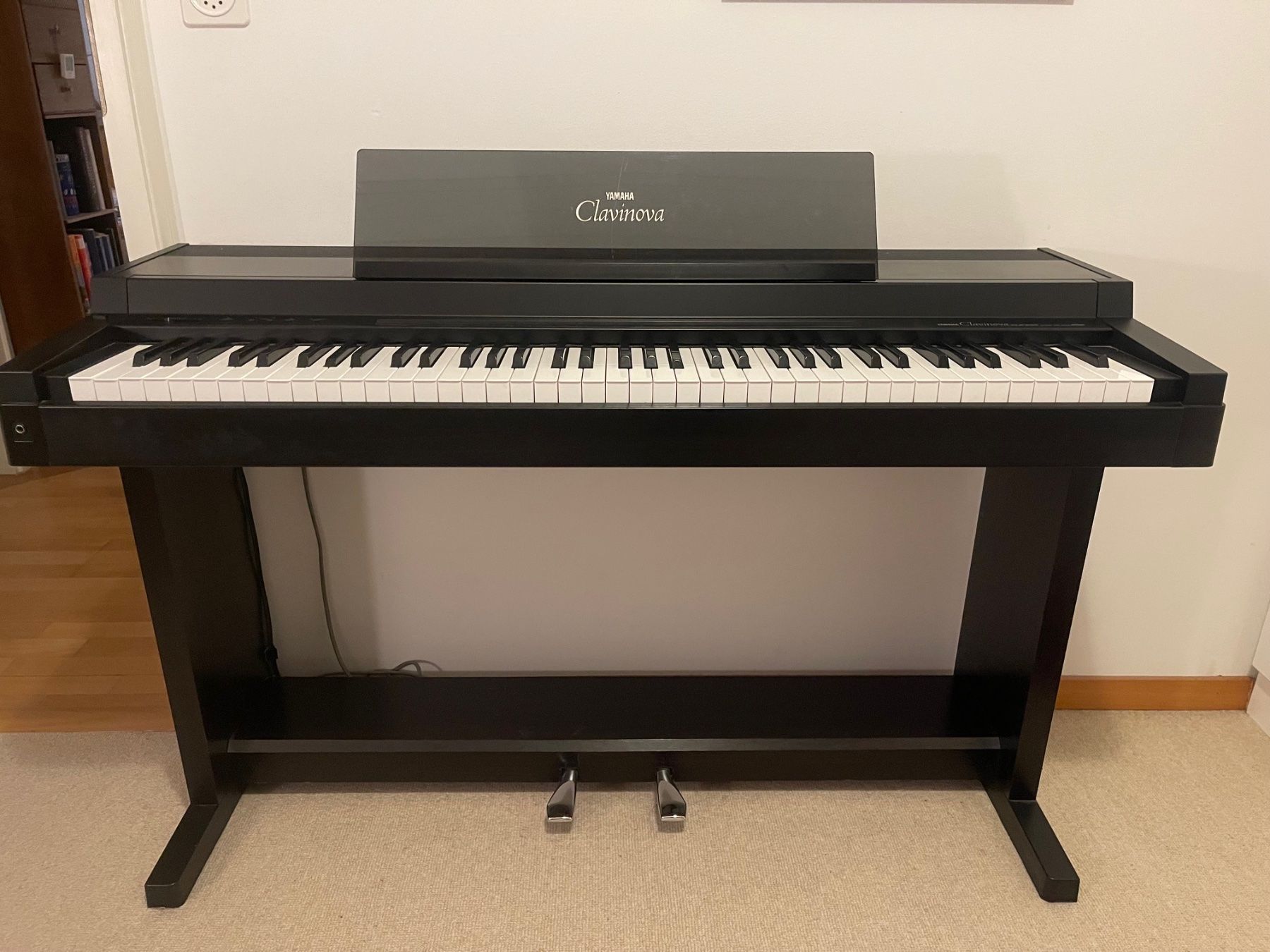 Musikinstrumente: Yamaha Clavinova CLP 200 – Gebraucht aus Zürich von weys