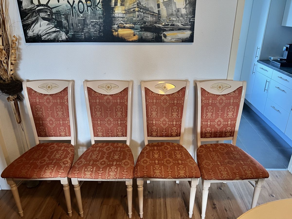 Set di tavolo e panche: Esstisch mit Stühlen – Usato da Amriswil venduto da ton_w2qk 3