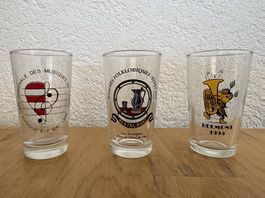 Collection de 50 petits verres à vin