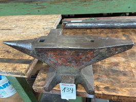 historischer Schmiedeisen-Amboss (Lot 134) 6374 Buochs