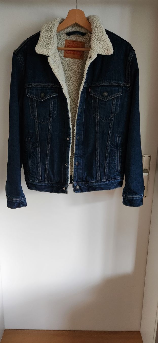 Levi's Giacche: Levi's Jeansjacke mit Teddyfutter dunkelblau Grösse M – Nuovo (secondo la descrizione) da Lichtensteig venduto da lis_w7s6 2