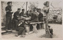 Fotokarte Gebr. Fischer, Brienz - Militär, Verpflegung
