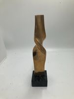 Sculpture bronze signée CB 6/7 sur socle marbre hauteur 36cm