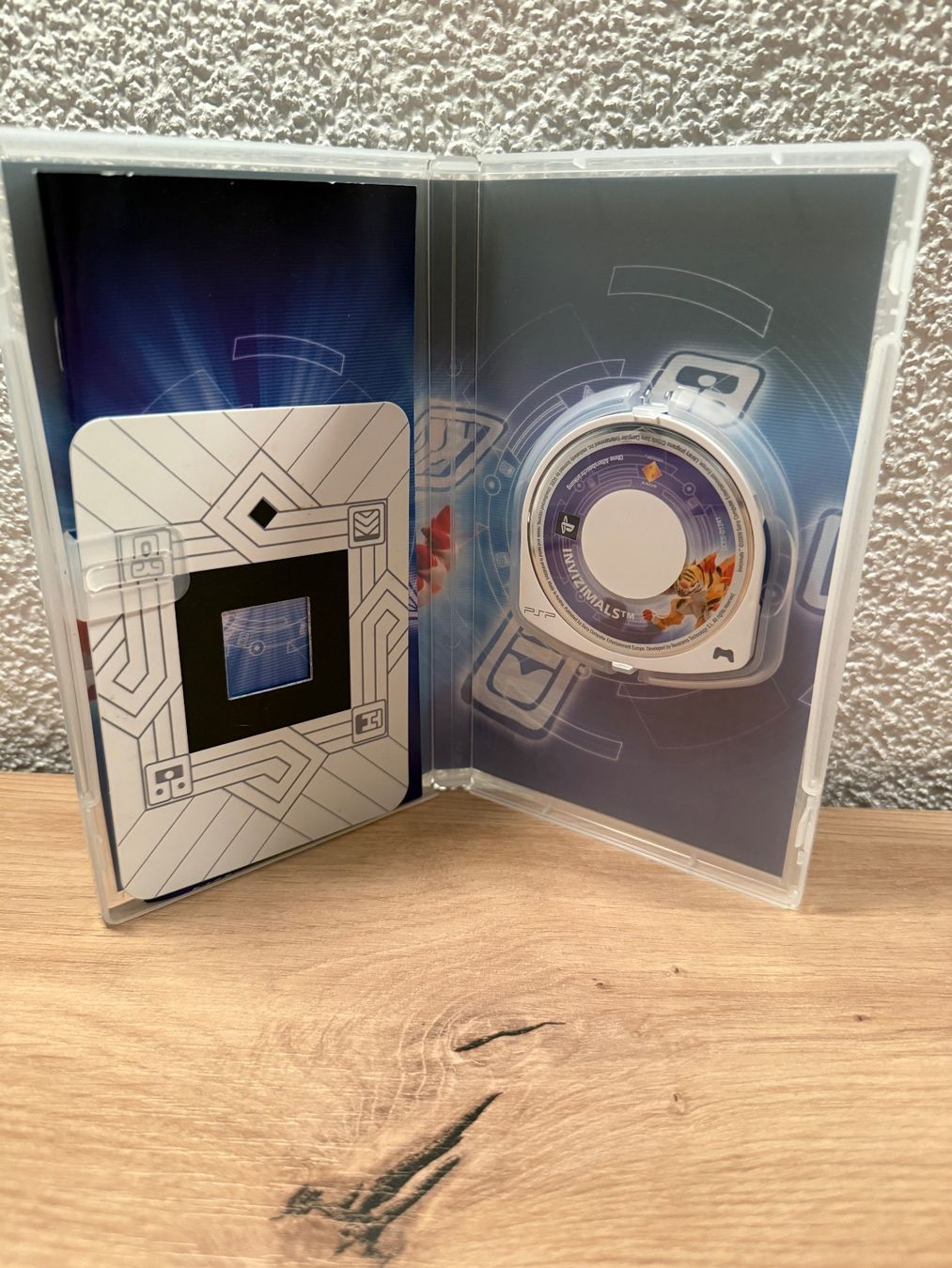 Sony Giochi: Invizimals PSP – Usato da Steffisburg venduto da Copy22 1