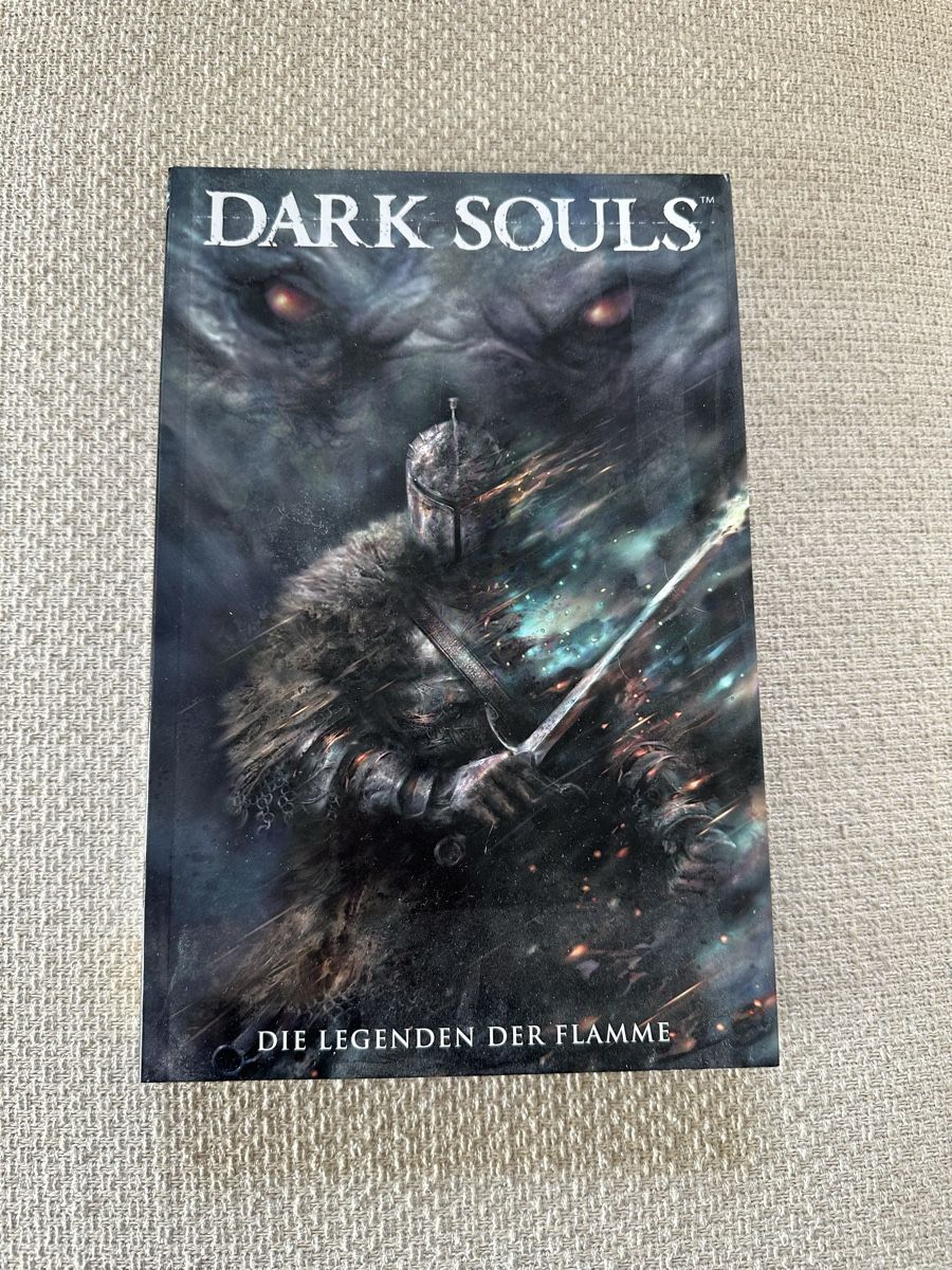Fumetti: Dark Souls Comics – Usato da Toffen venduto da Yulieboo