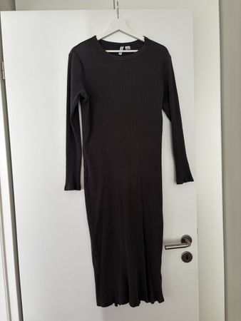 H&M Kleid, Rippstrick, XL, Grau - perfekt für den Herbst!