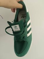 Adidas Forest Grove Sneakers size 39.5