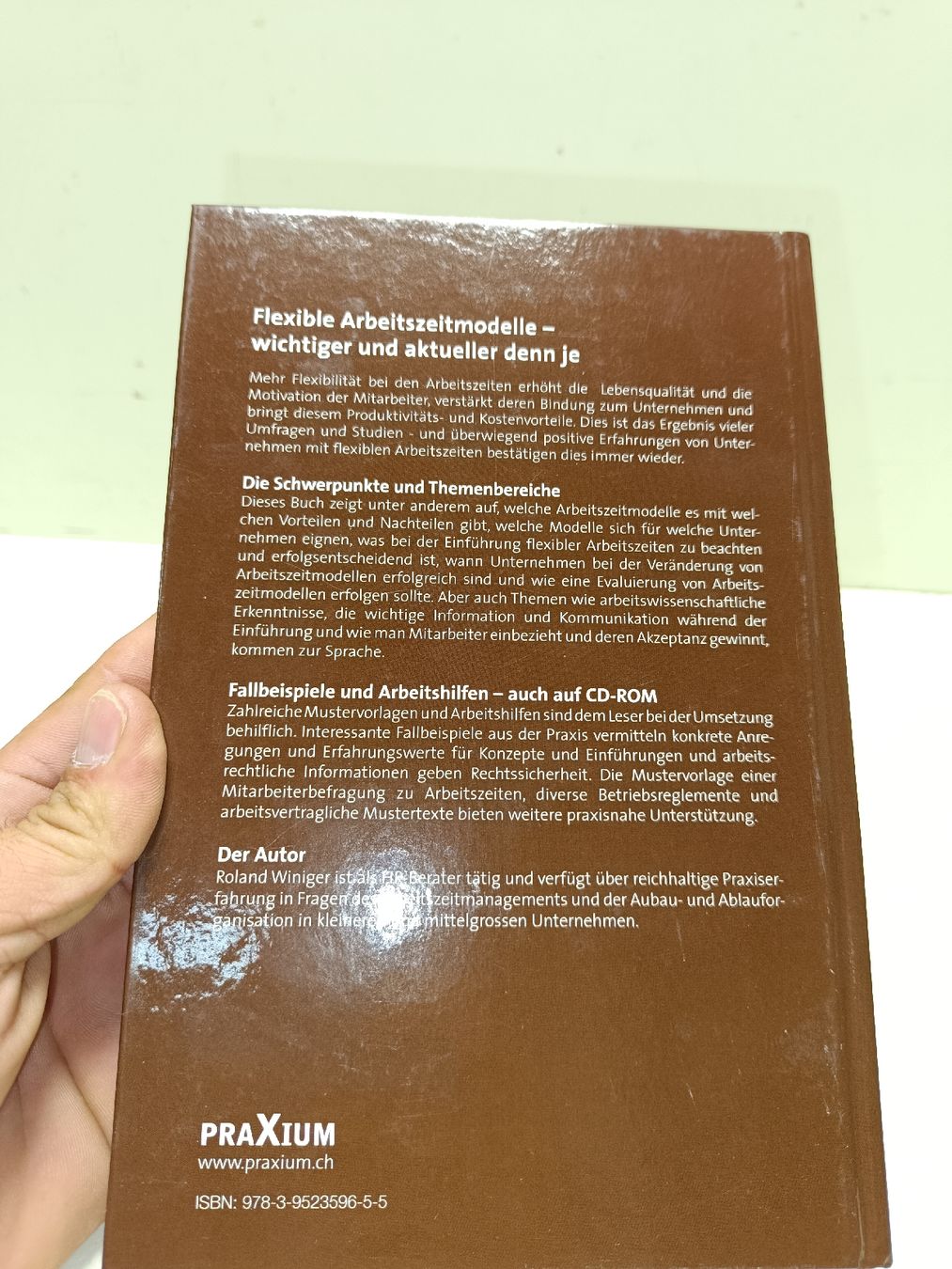 Libri: Praxishandbuch flexible Arbeitszeitmodelle(em76) – Usato da Künten venduto da Schnaepplihuus 2