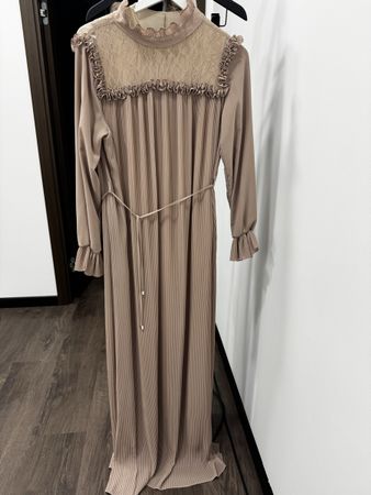 Turkish brand dress beige lace pleated size it38