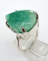 Opaker Smaragd Ring