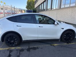 Tesla Model Y Long Range