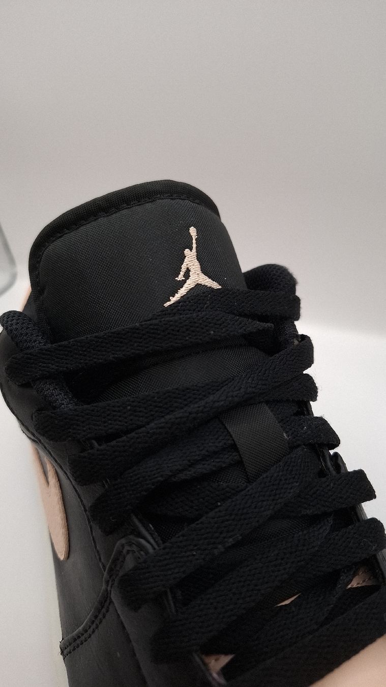 Herrenschuhe: Jordan 1 Low Crimson Tint – Neu (gemäss Beschreibung) aus Le Landeron von rue_k9kg 4