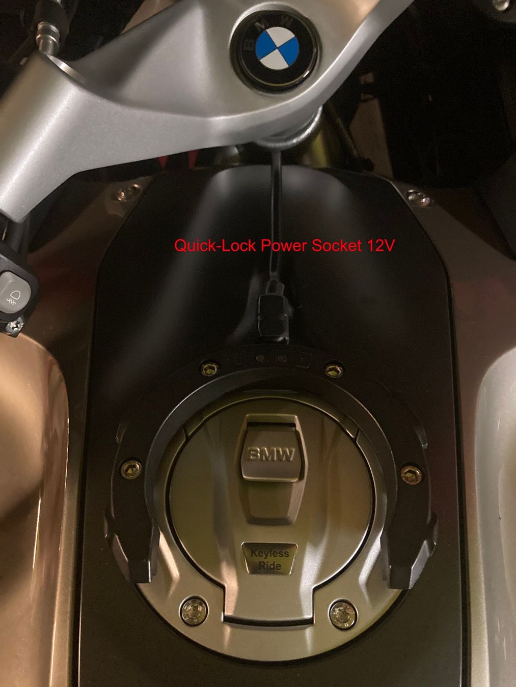 BMW Touring: BMW R 1200RT (LC) – Usato da Fribourg venduto da rogerbd 9