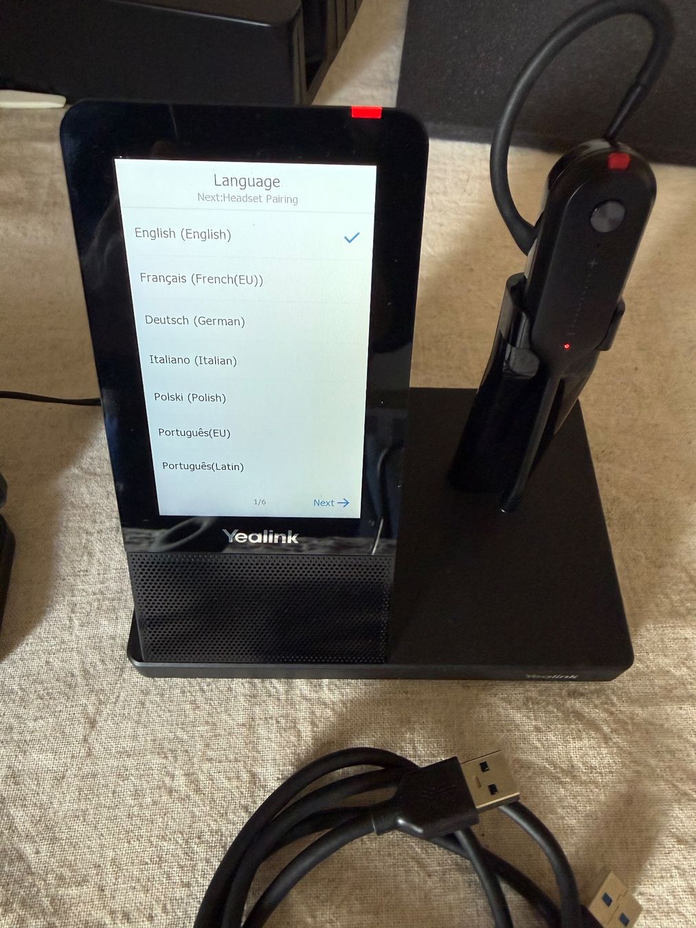 Yealink Telefoni: Yealink WH67 UC Wireless DECT Headset mit Touchscreen & OVP – Nuovo (secondo la descrizione) da Wetzikon ZH venduto da jen_62zf