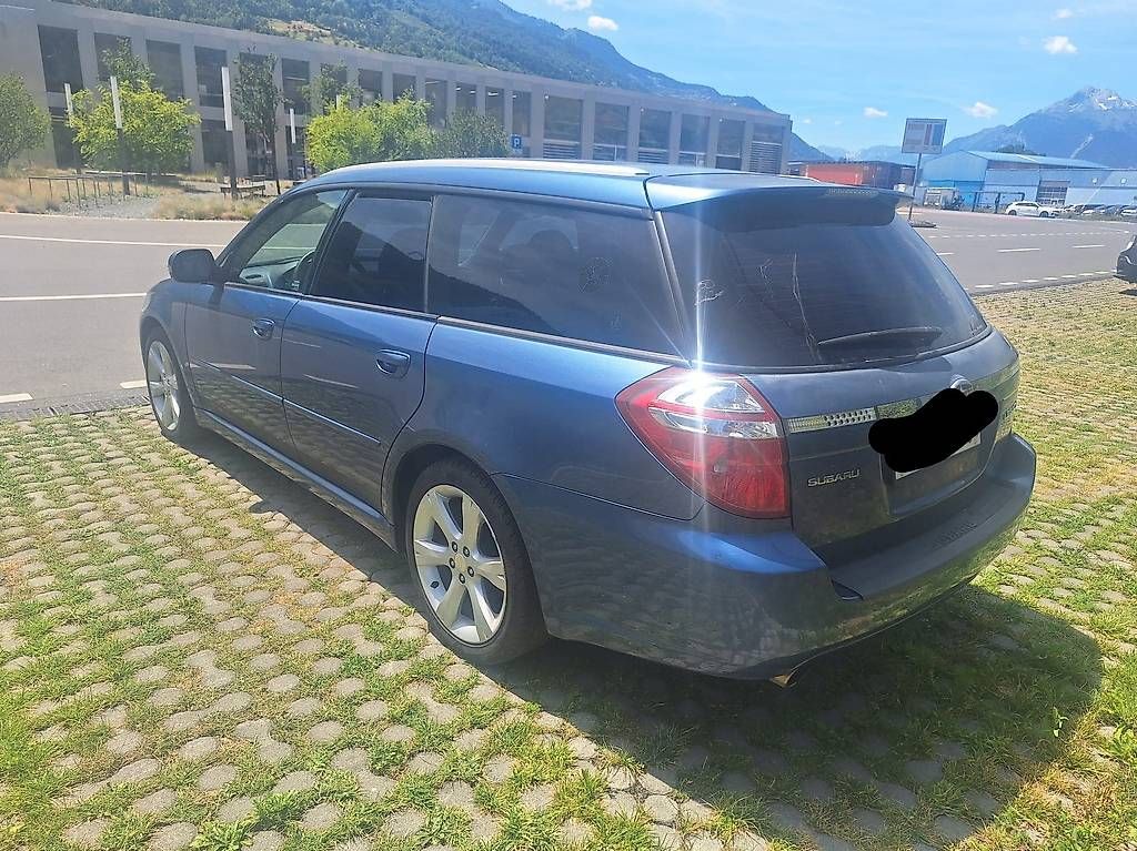 Subaru Autos: Subaru legacy – D'occasion à Uvrier par xhell 2