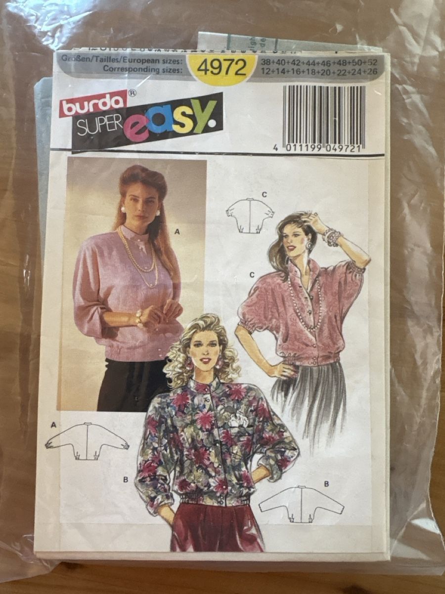 Schnittmuster: Schnittmuster für Damen Bluse – Gebraucht aus Rümlang von euqinom16