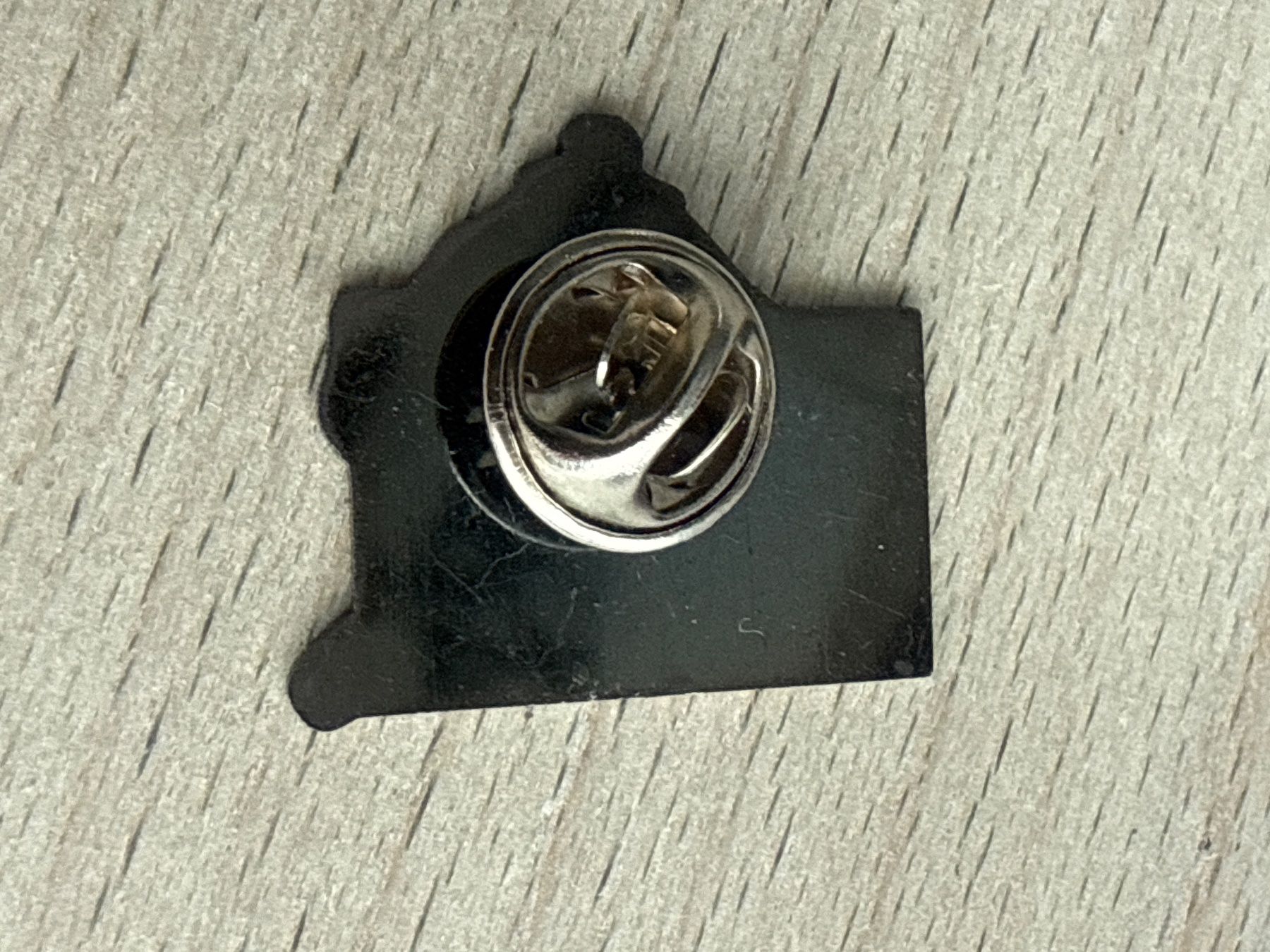 Plaketten & Abzeichen: Pin Elektro Monteur – Gebraucht aus Glattbrugg von Schweigmatt 1